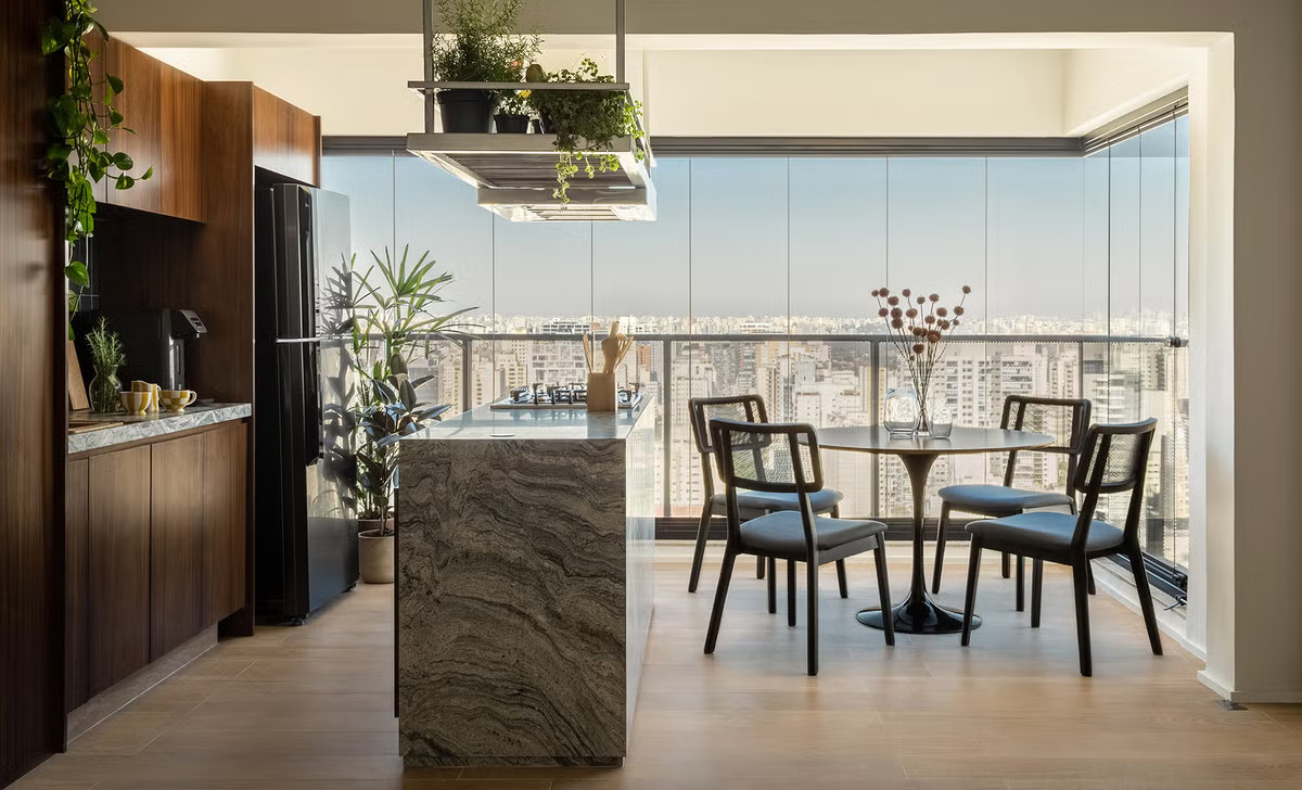 cuisine ouverte et salle à manger avec baie vitrée décoration contemporaine cuisine ouverte et salle à manger avec baie vitrée décoration contemporaine