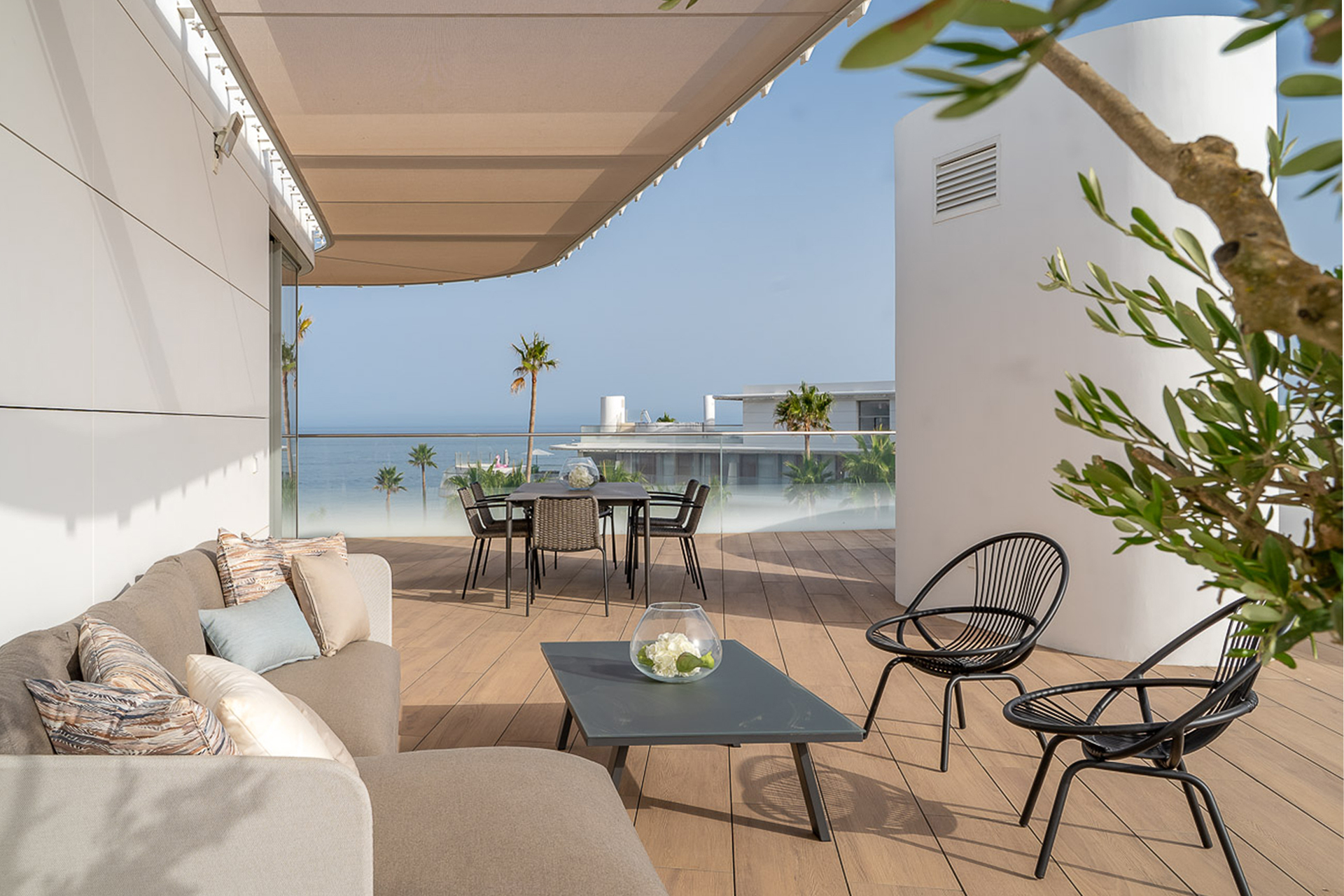 appartement design en plein ciel vue sur la mer appartement design en plein ciel vue sur la mer
