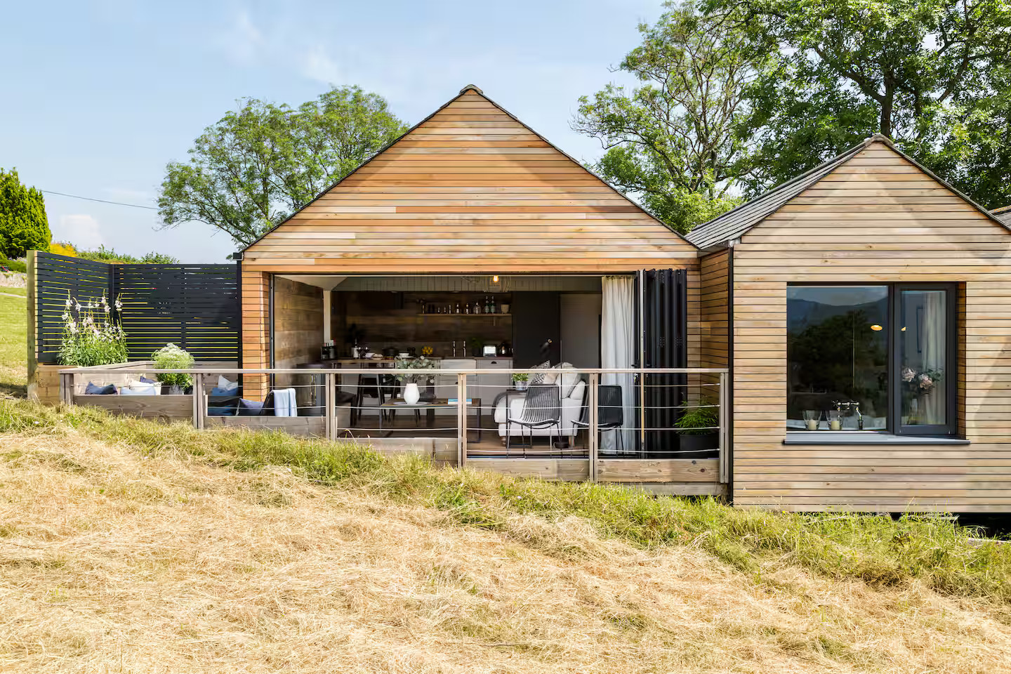 petite maison loft en bois conçue par des architectes petite maison loft en bois conçue par des architectes