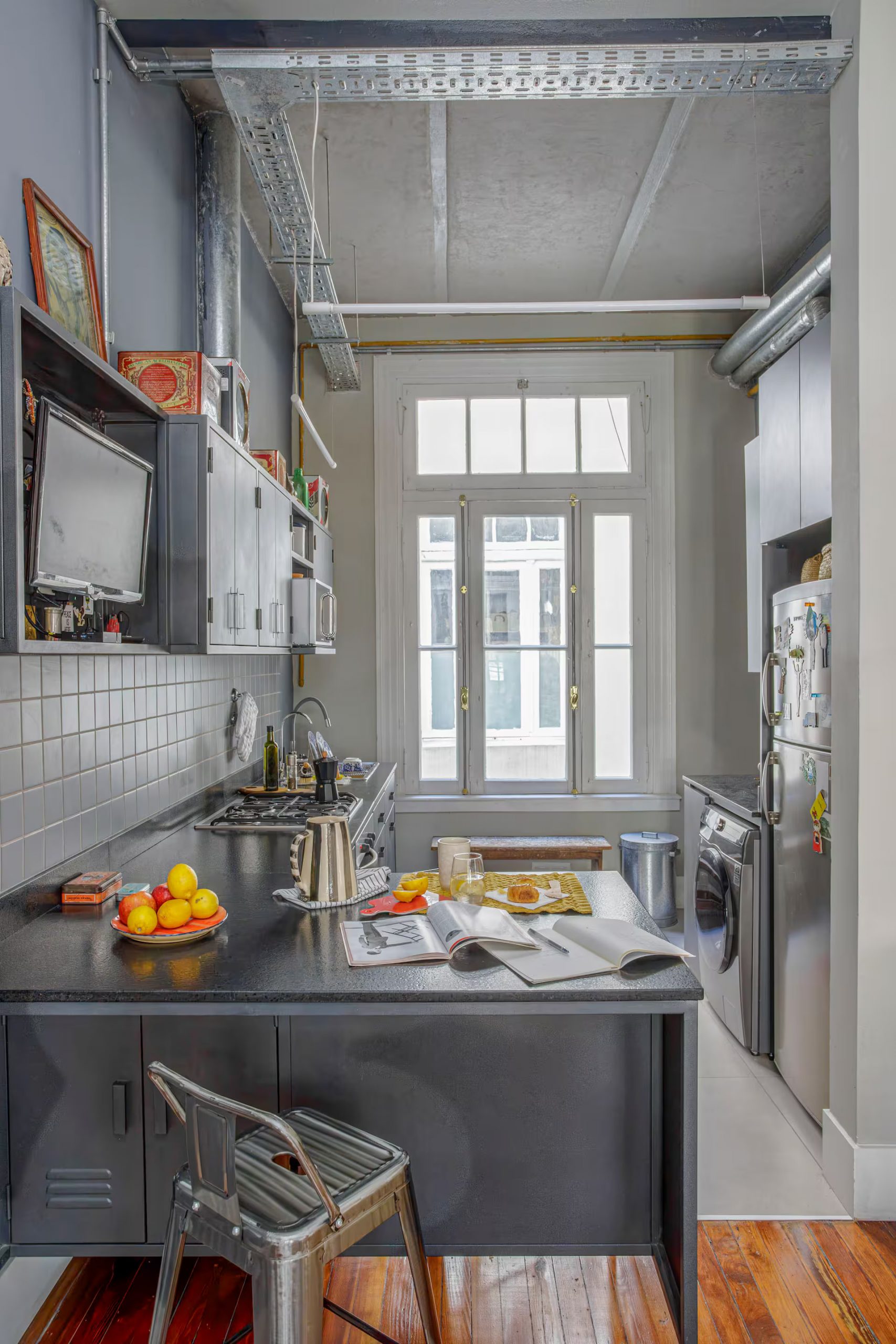 cuisine style industriel appartement rénové par architecte cuisine style industriel appartement rénové par architecte
