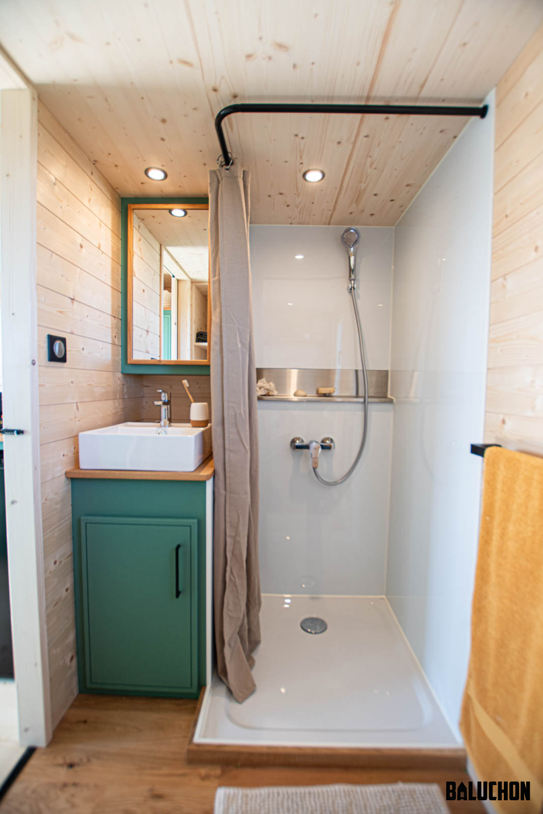 intérieur mini maison mobile Baluchon