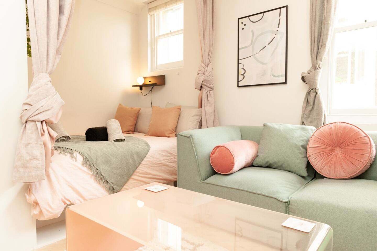 studio 21m2 en vert et rose pastel studio 21m2 en vert et rose pastel