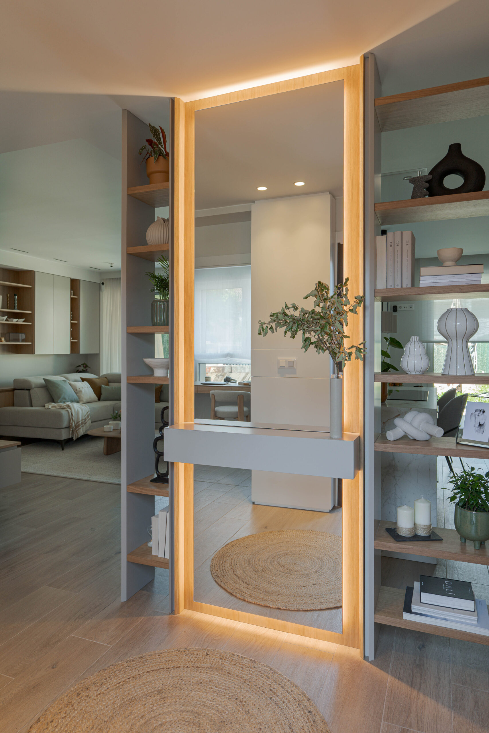 entrée avec miroir et meuble sur mesure entrée avec miroir et meuble sur mesure