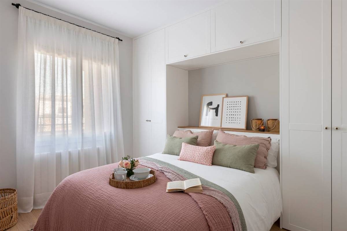 chambre avec meuble pont appartement 45m2 avec grande terrasse