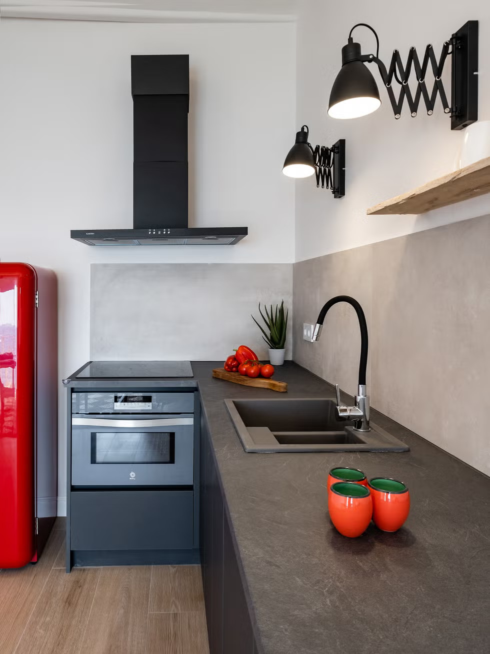 cuisine ouverte avec smeg rouge deux-pièces 37m2 cuisine ouverte avec smeg rouge deux-pièces 37m2