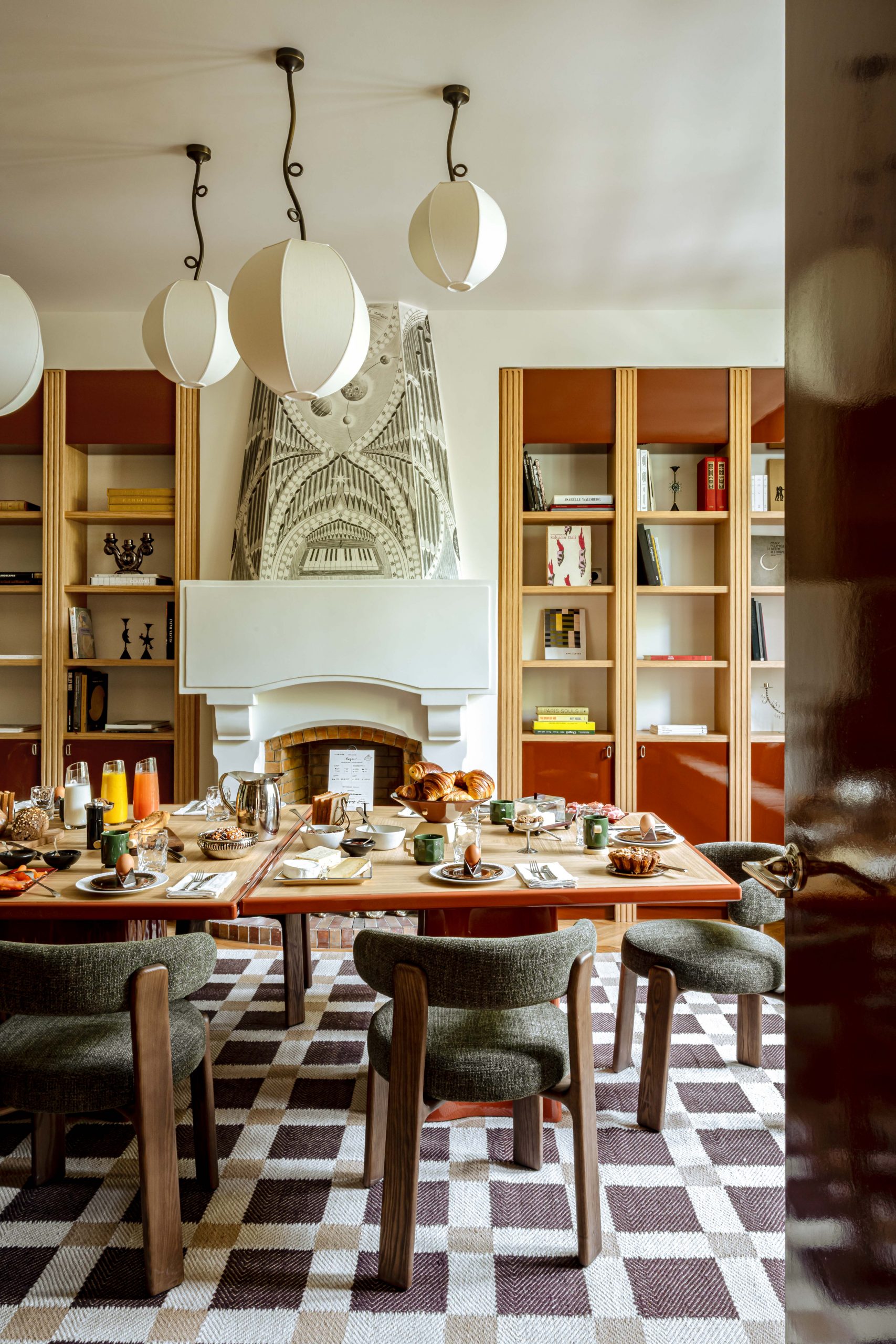 salle à manger maison Art Déco à louer Paris Iconic House salle à manger maison Art Déco à louer Paris Iconic House