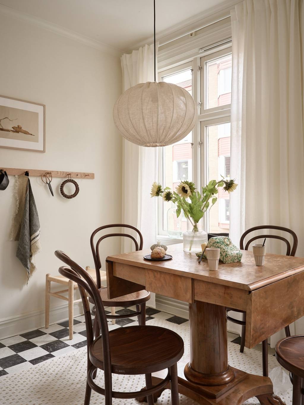 cuisine sol à damier studio 49m2 décoration scandinave beige cuisine sol à damier studio 49m2 décoration scandinave beige