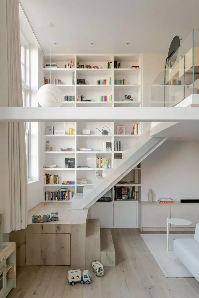 salon avec escalier appartement en duplex décoration design salon avec escalier appartement en duplex décoration design