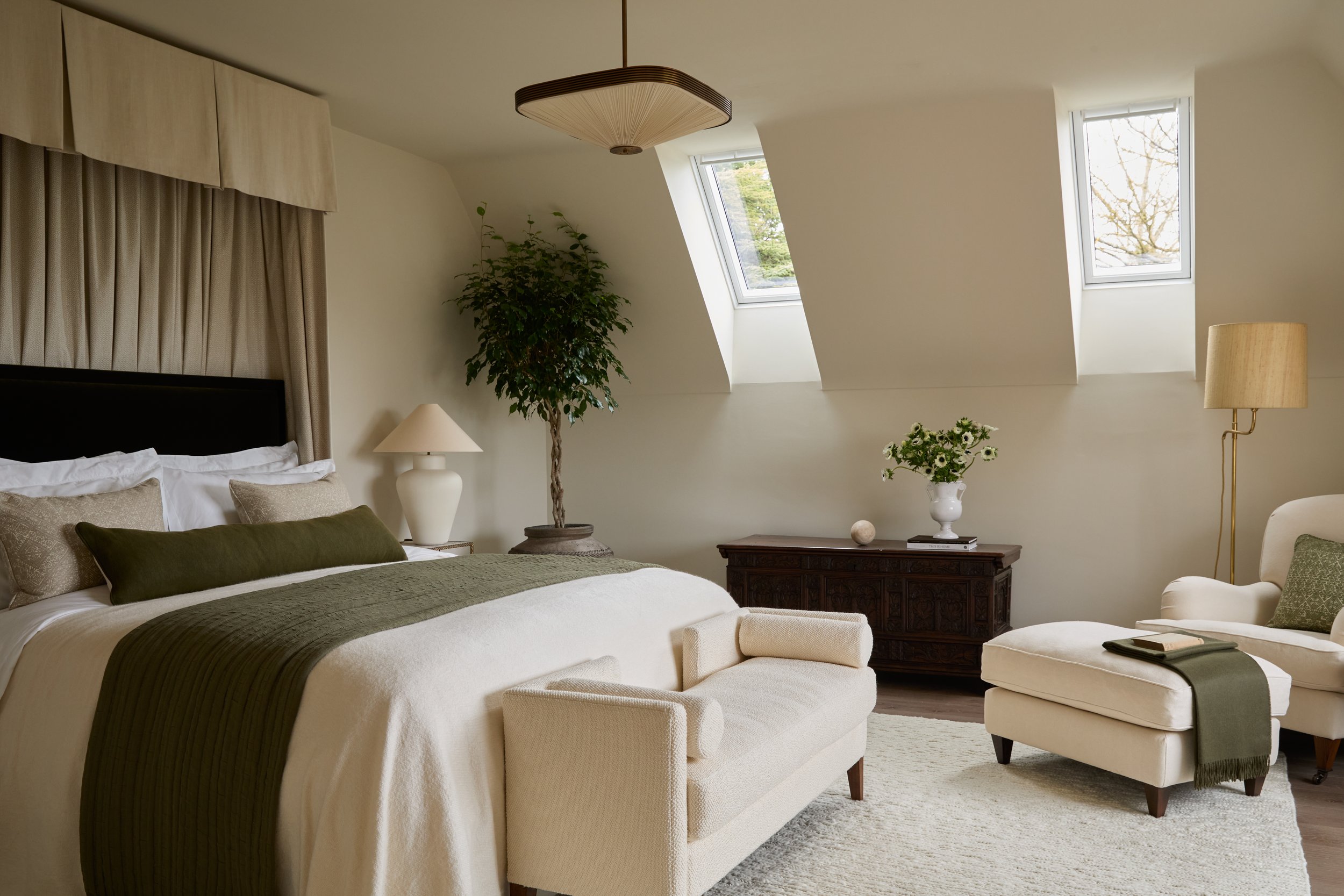 chambre mansardée décoration contemporaine classique et naturelle chambre mansardée décoration contemporaine classique et naturelle