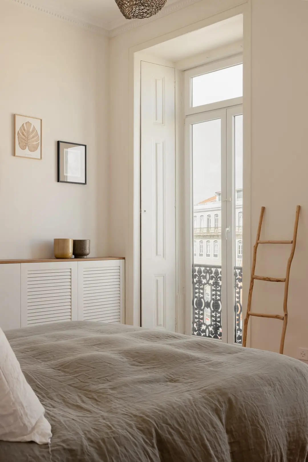chambre minimaliste décoration naturelle