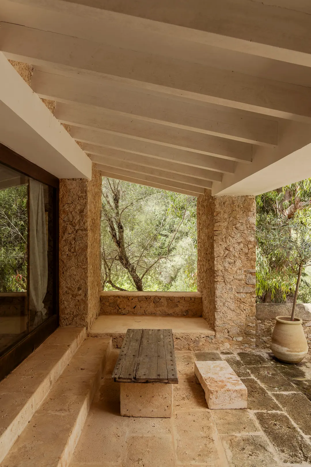 terrasse maison en pierres Majorque Ses Aigos