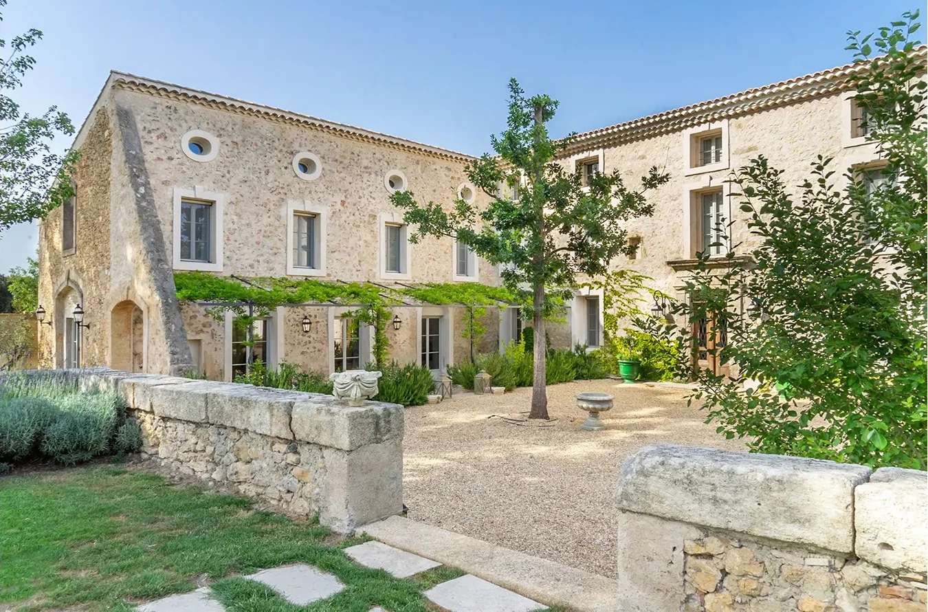 maison en pierres avec piscine Mas des Oliviers Plaissan maison en pierres avec piscine Mas des Oliviers Plaissan