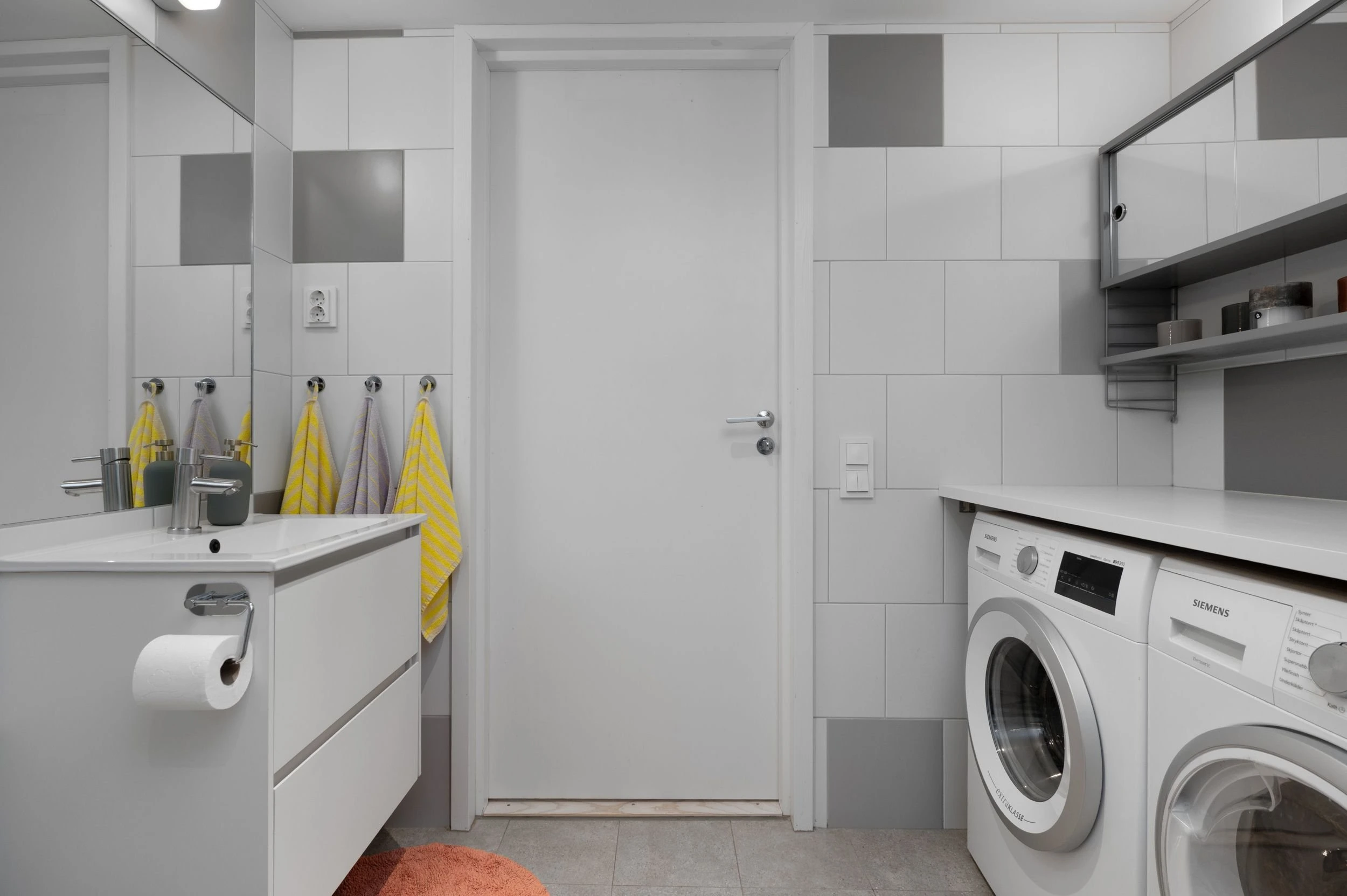 salle de bain avec espace buanderie salle de bain avec espace buanderie