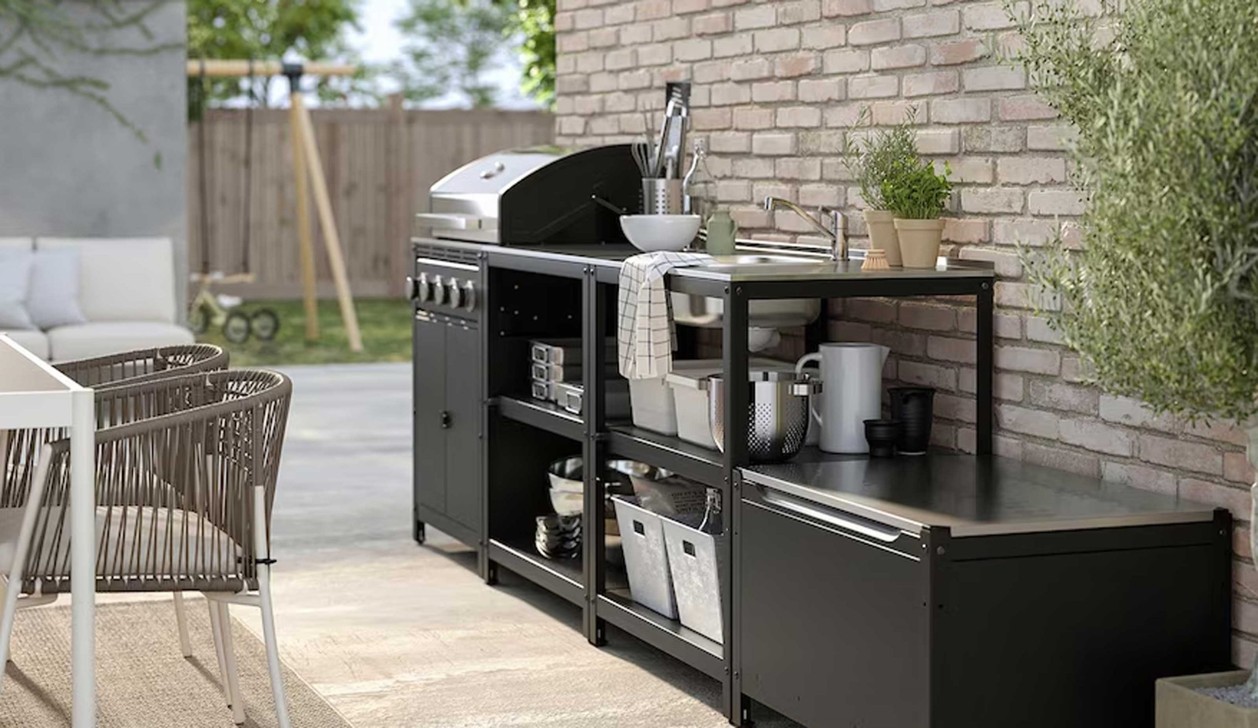 terrasse avec cuisine extérieure IKEA Grillskär