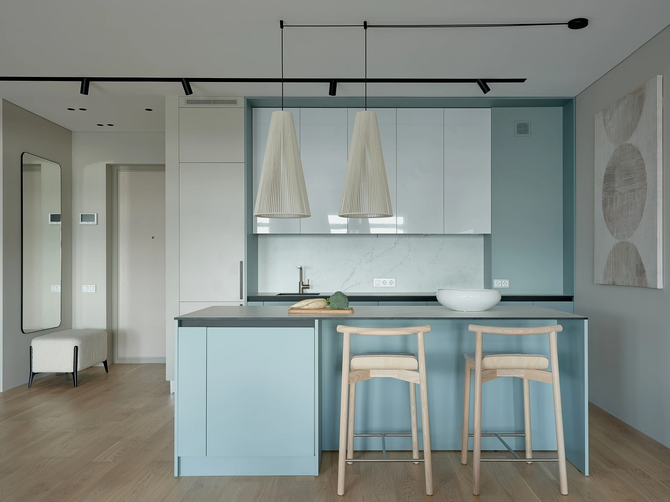 cuisine ouverte bleue et blanche appartement design cuisine ouverte bleue et blanche appartement design