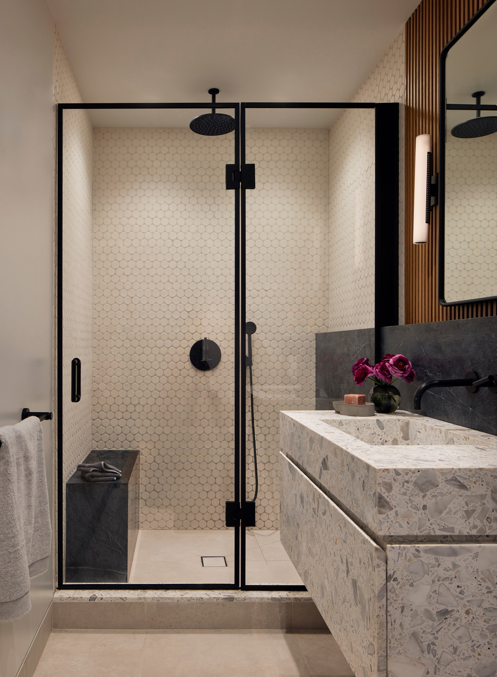 salle de bain émaux de Briare blancs