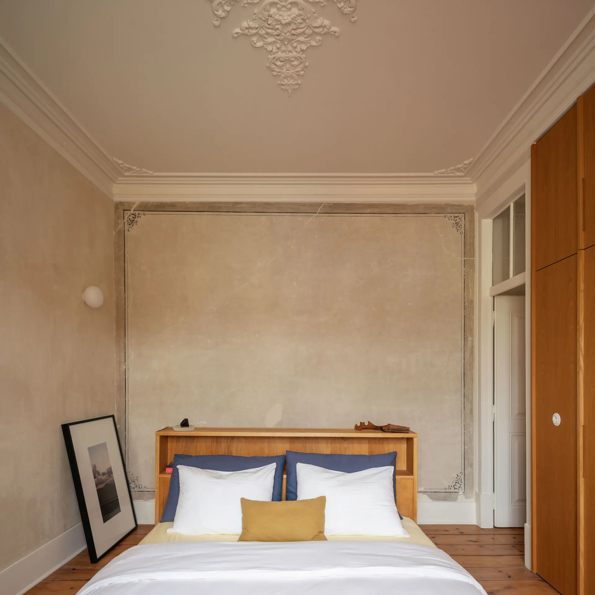 chambre avec placard bois