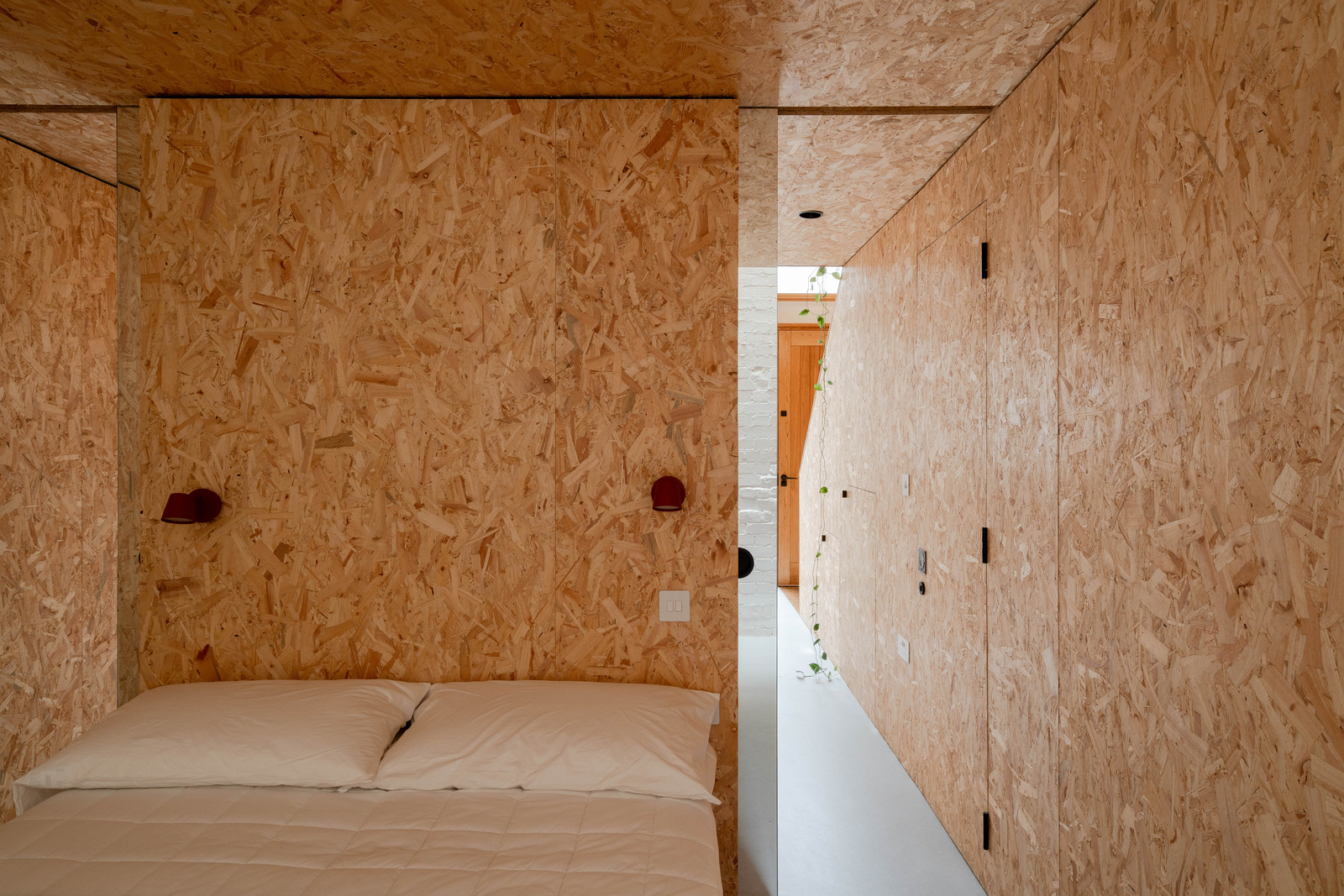 chambre semi-ouverte murs et plafond OSB chambre semi-ouverte murs et plafond OSB