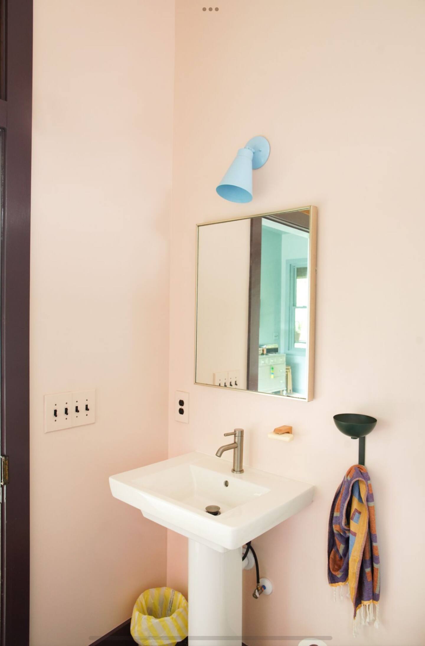 salle de bain rétro mur rose salle de bain rétro mur rose