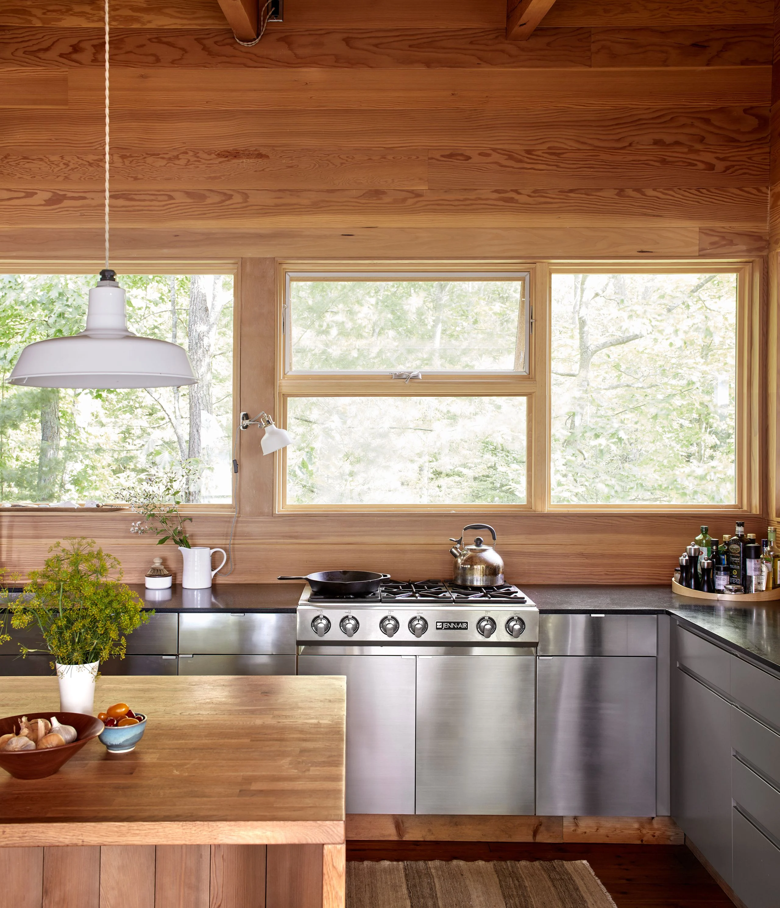 cuisine inox et bois maison architecte hors réseaux cuisine inox et bois maison architecte hors réseaux