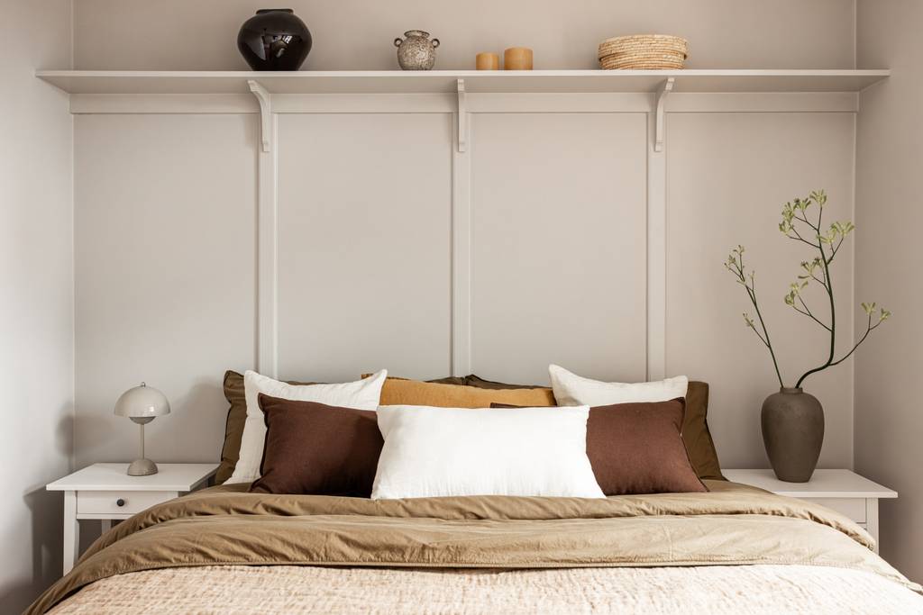 chambre murs beiges décoration scandinave