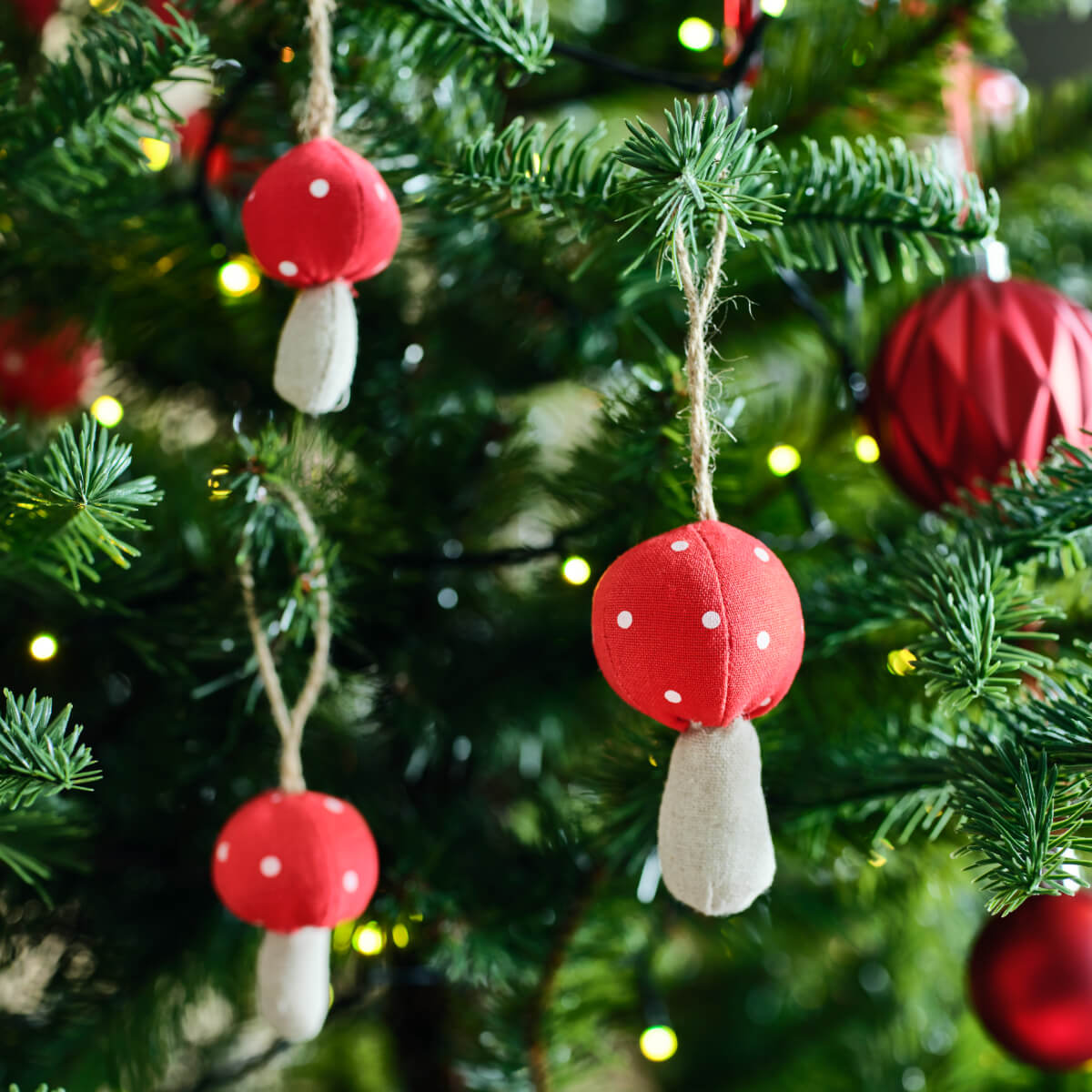 décoration sapin champignons décoration IKEA pour Noël 2025 décoration sapin champignons décoration IKEA pour Noël 2025