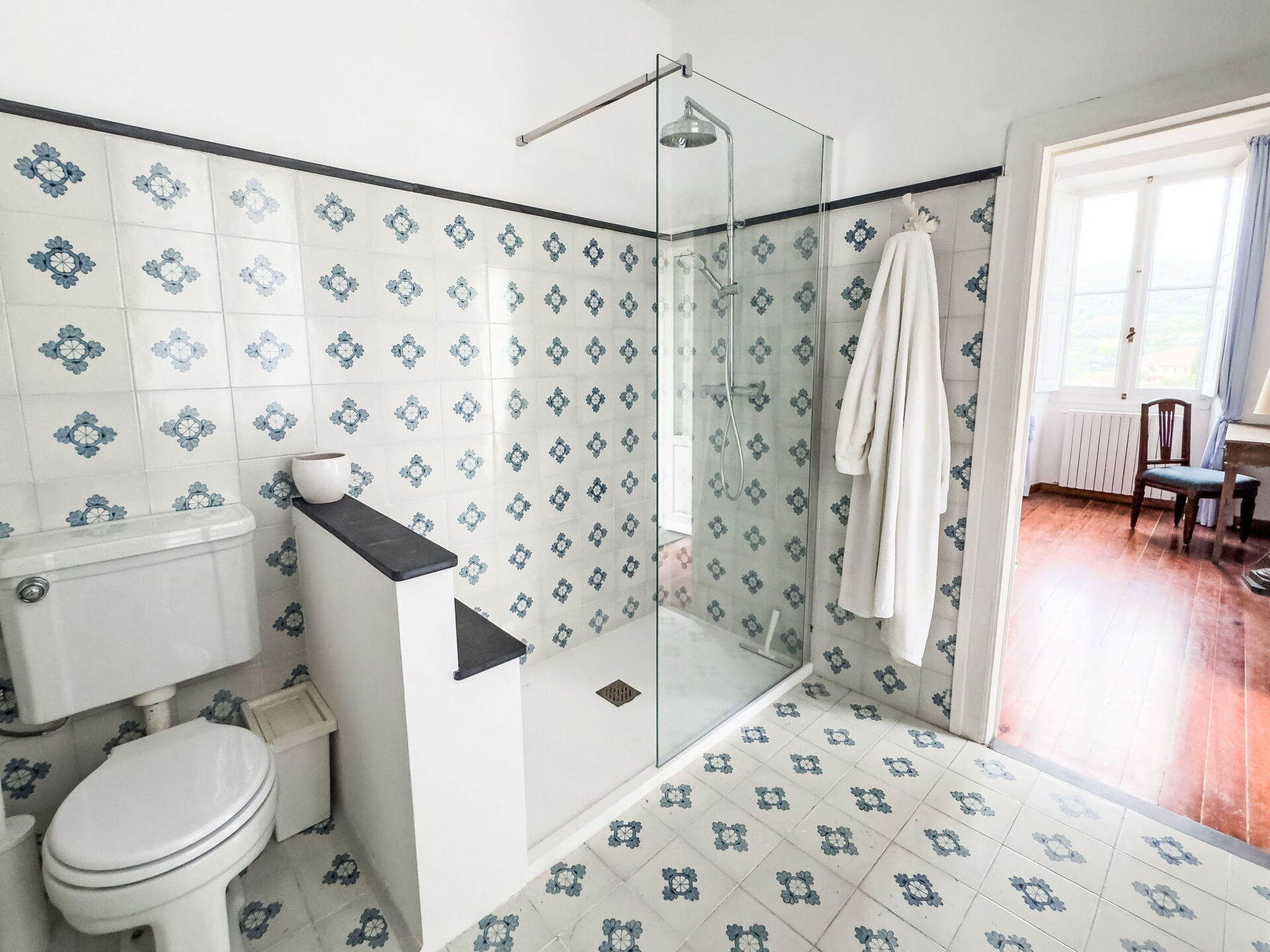 salle de bain carrelage bleu et blanc salle de bain carrelage bleu et blanc