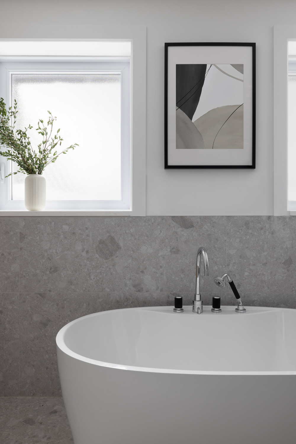 salle de bain design grise