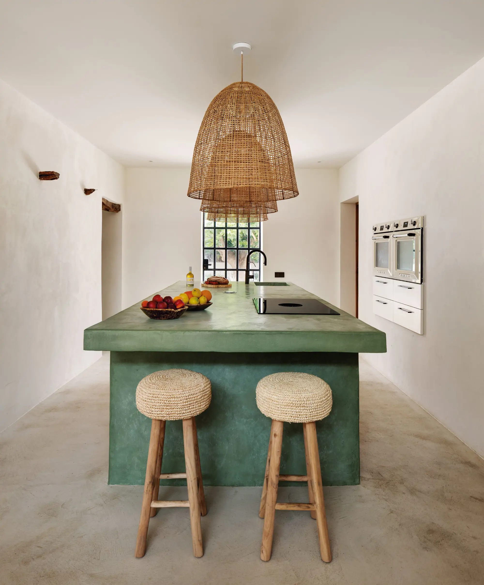 cuisine rustique chic maison méditerranéenne Ibiza