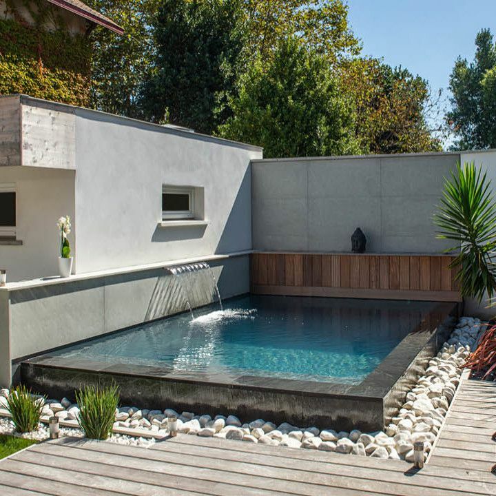 mini piscine béton moins de 10m2