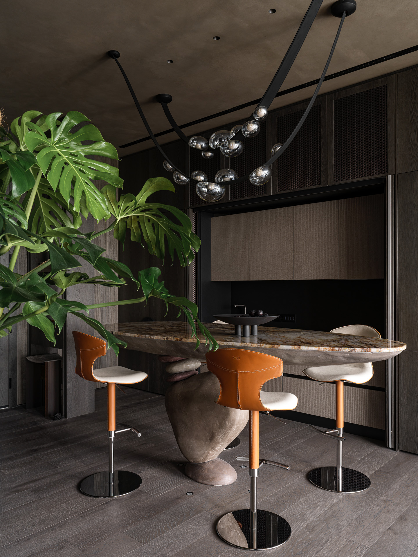 salle à manger avec table marbre décoration design avec cuisine cachée ouverte salle à manger avec table marbre décoration design avec cuisine cachée ouverte