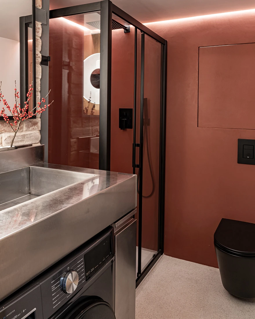 salle de bain design vasque inox mur terracotta