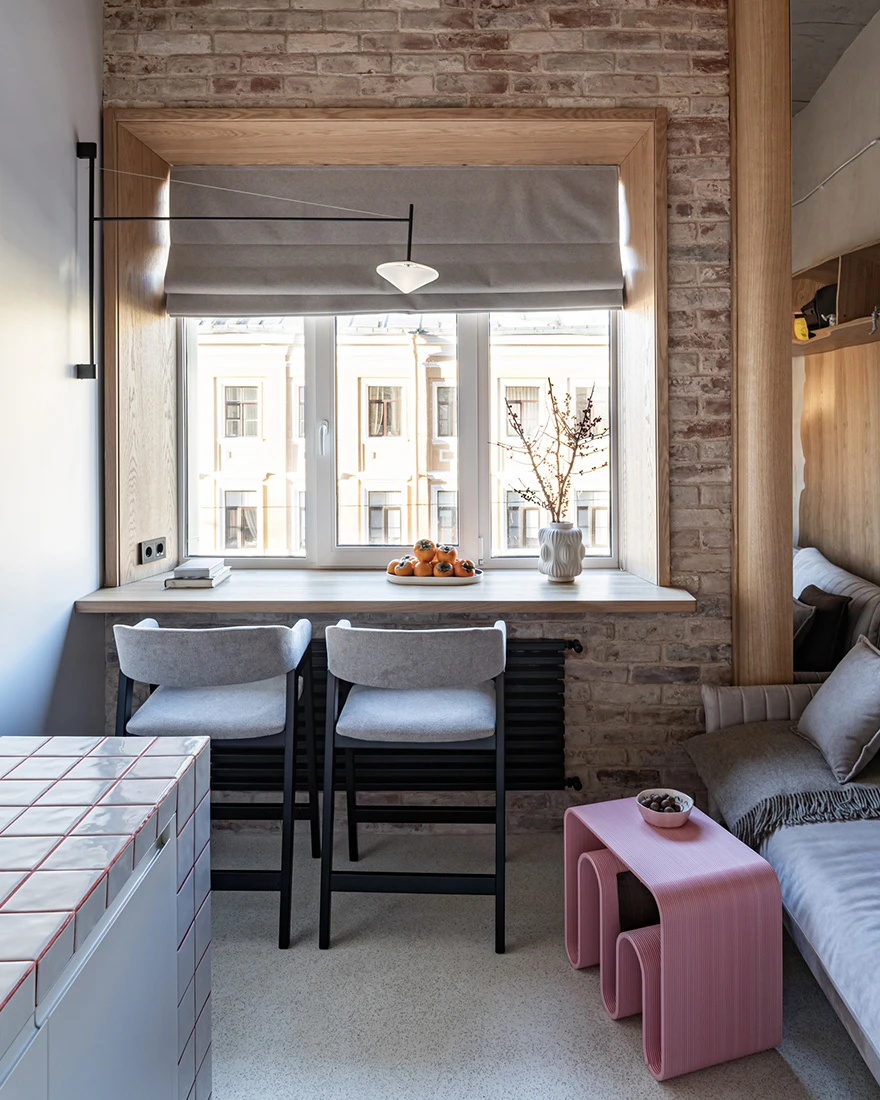 espace repas bar sous fenêtre