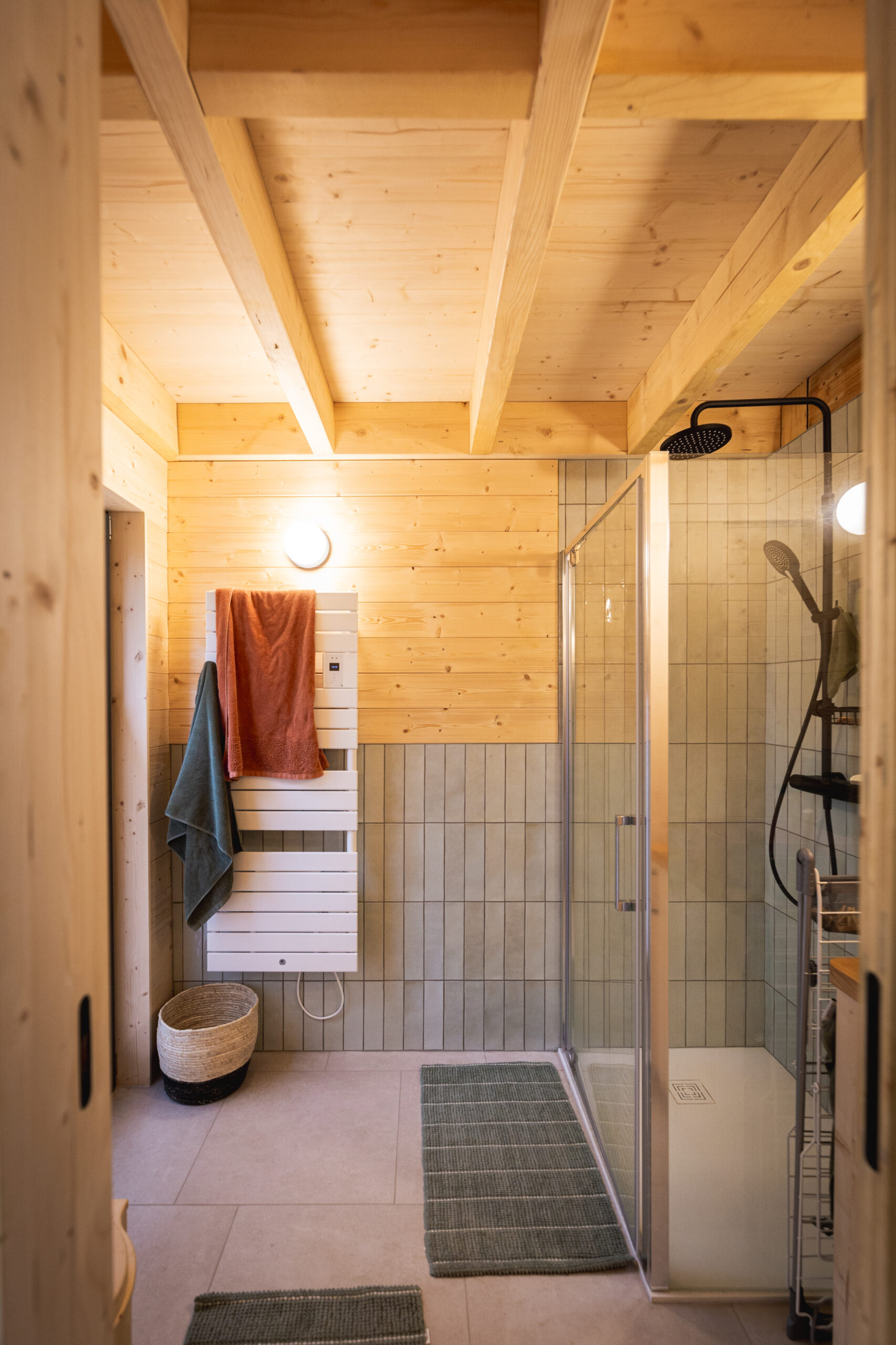 salle de bain petite maison 40m2 préfabriquée en Alsace par ÜTE