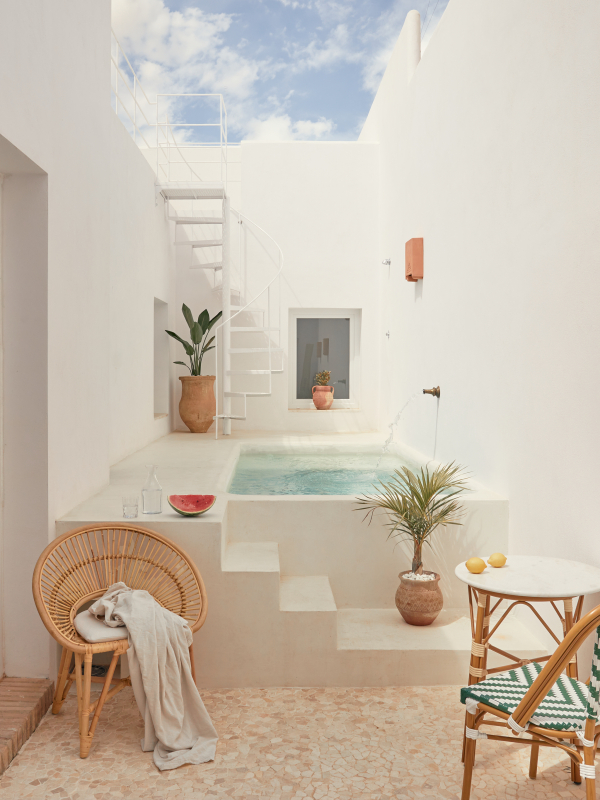 mini piscine de moins de 10m2 maçonnée