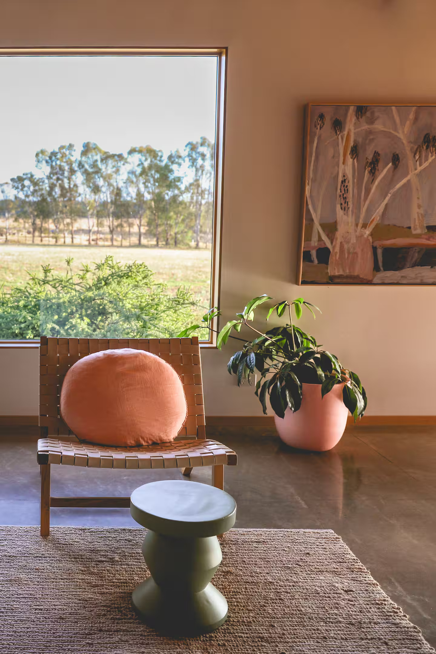 salon avec baie vitrée maison contemporaine