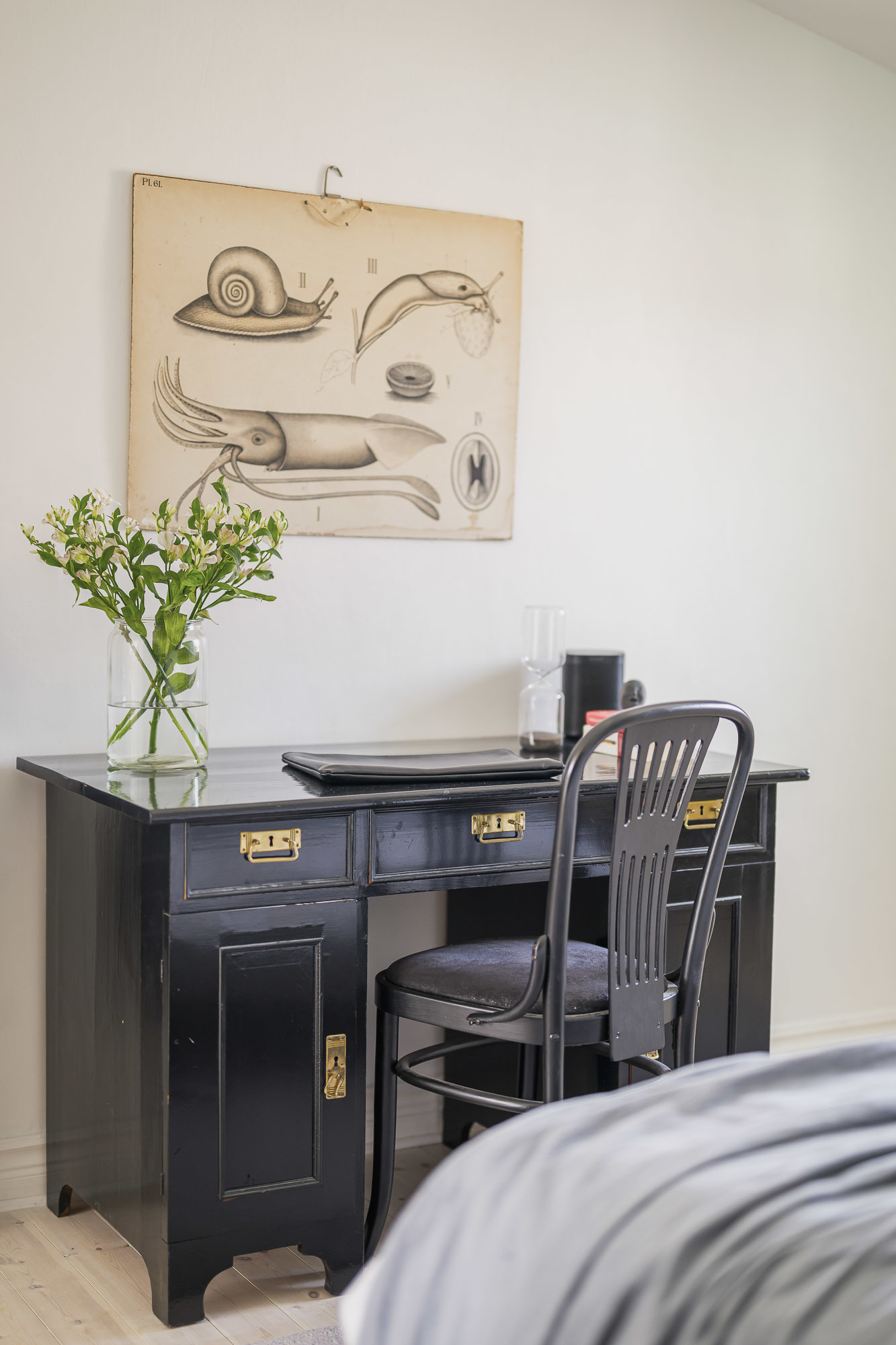 espace bureau classique chic dans chambre espace bureau classique chic dans chambre