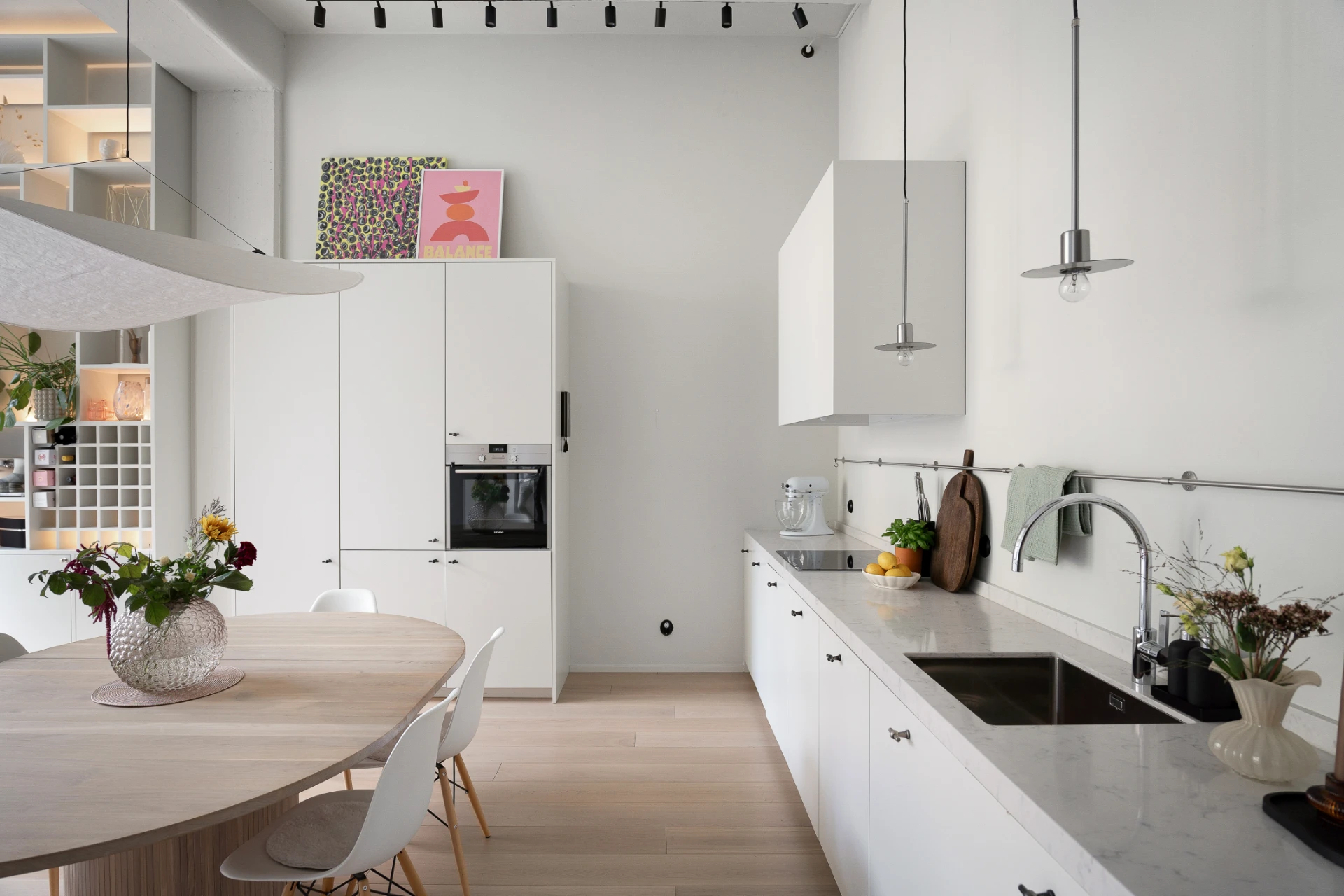 cuisine ouverte blanche design avec espace repas cuisine ouverte blanche design avec espace repas