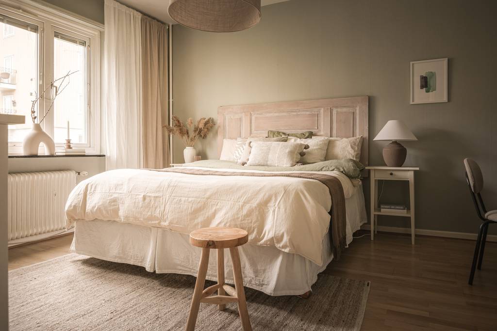 chambre décoration verte et beige