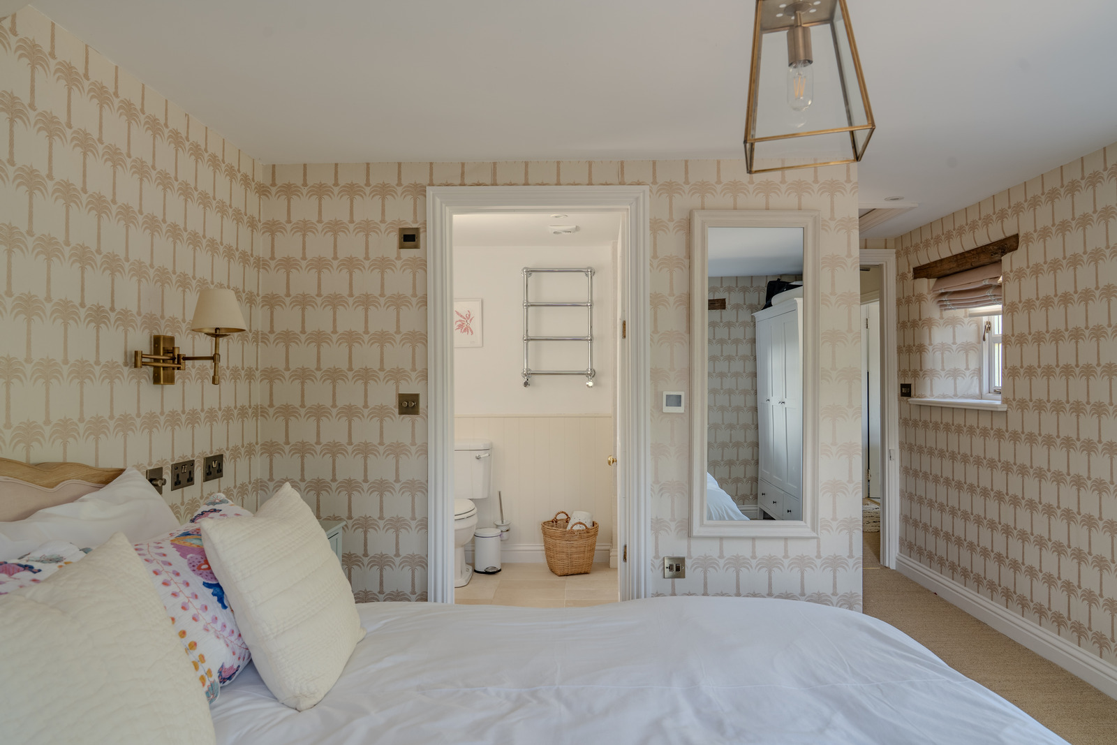chambre avec salle de bain