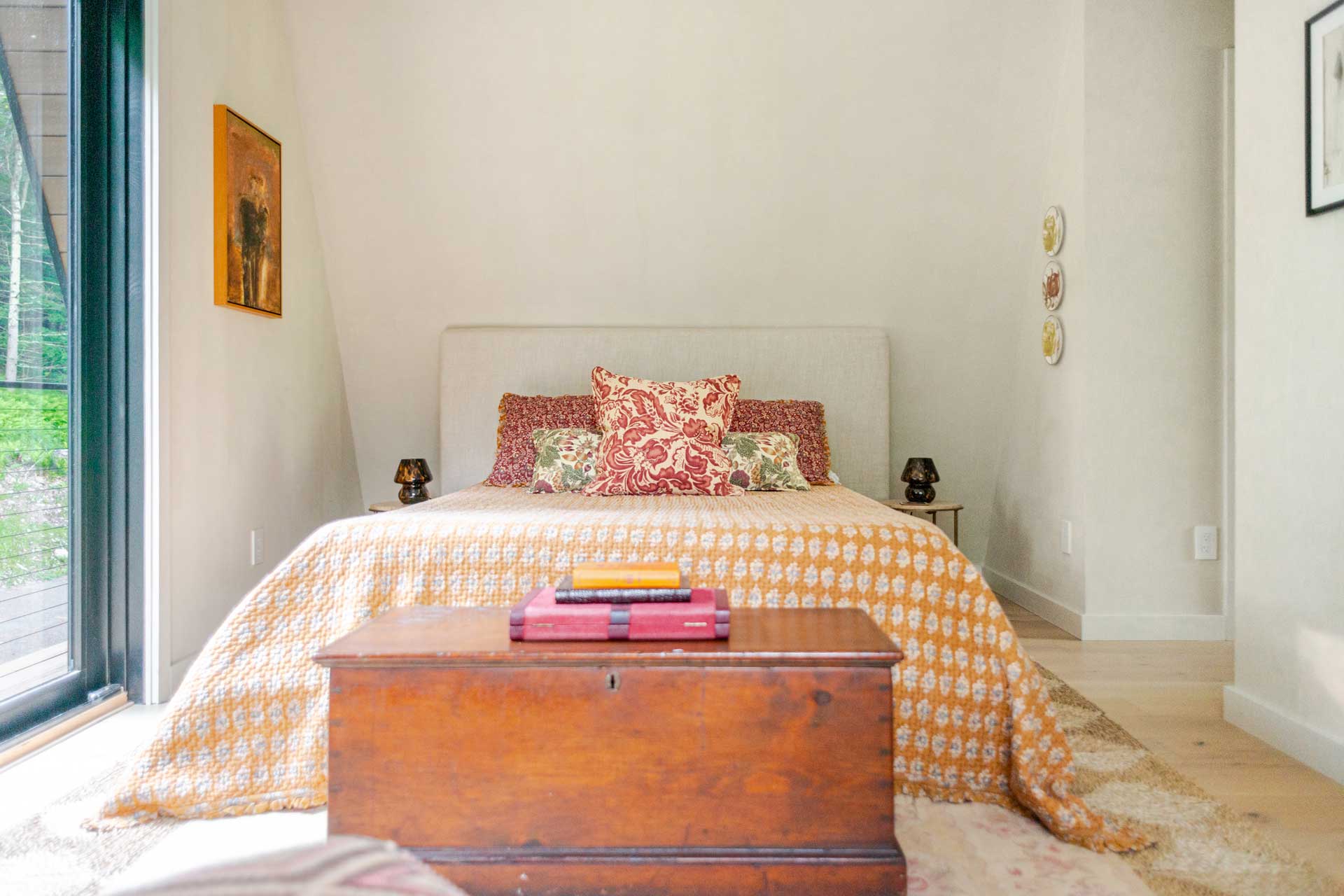 chambre décoration colorée Moonlight Mountain House chambre décoration colorée Moonlight Mountain House