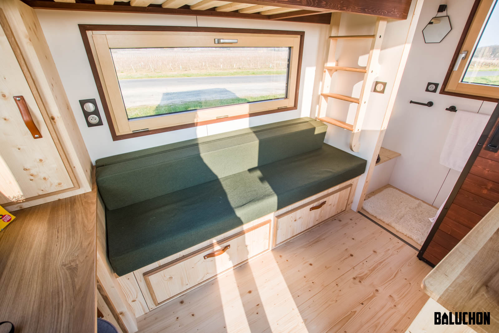 intérieur mini maison mobile France