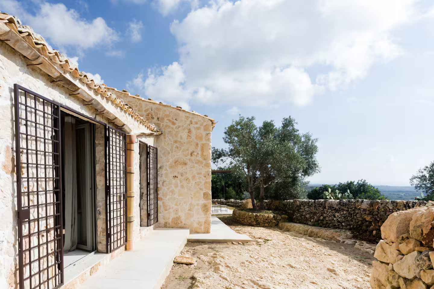 maison en pierres Le Casuzze Sicile