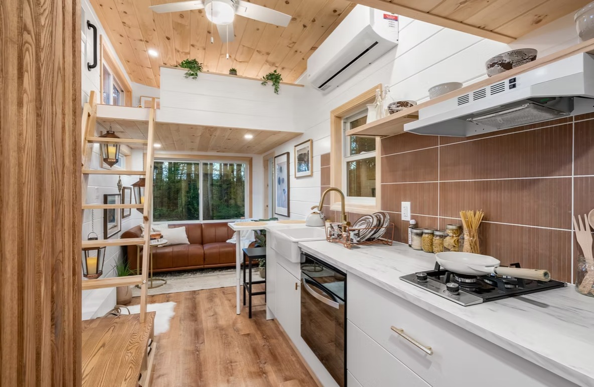 salon et cuisine tiny house 29m2 salon et cuisine tiny house 29m2