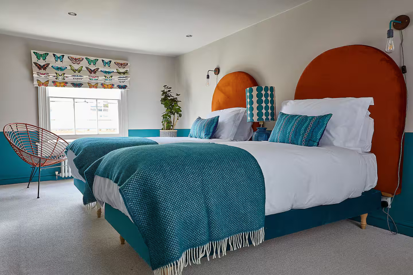 chambre bleue et orange