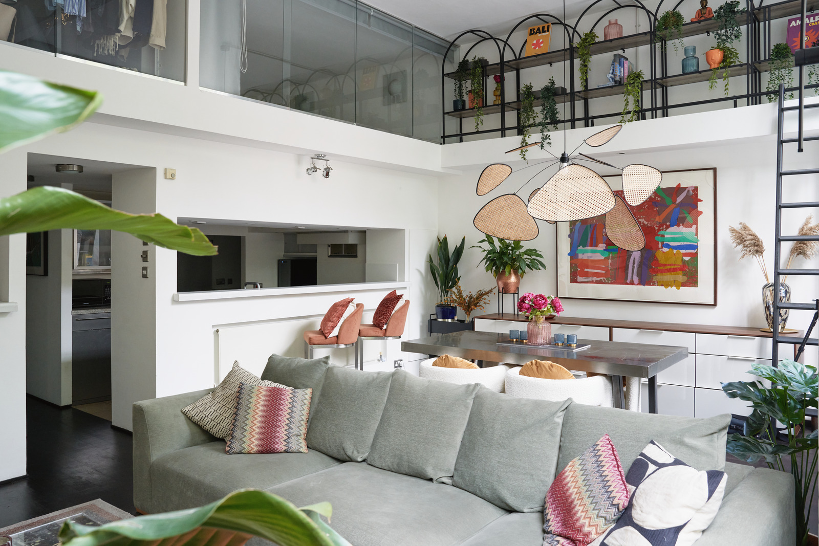 salon et salle à manger appartement en duplex 113m2 décoration contemporaine salon et salle à manger appartement en duplex 113m2 décoration contemporaine