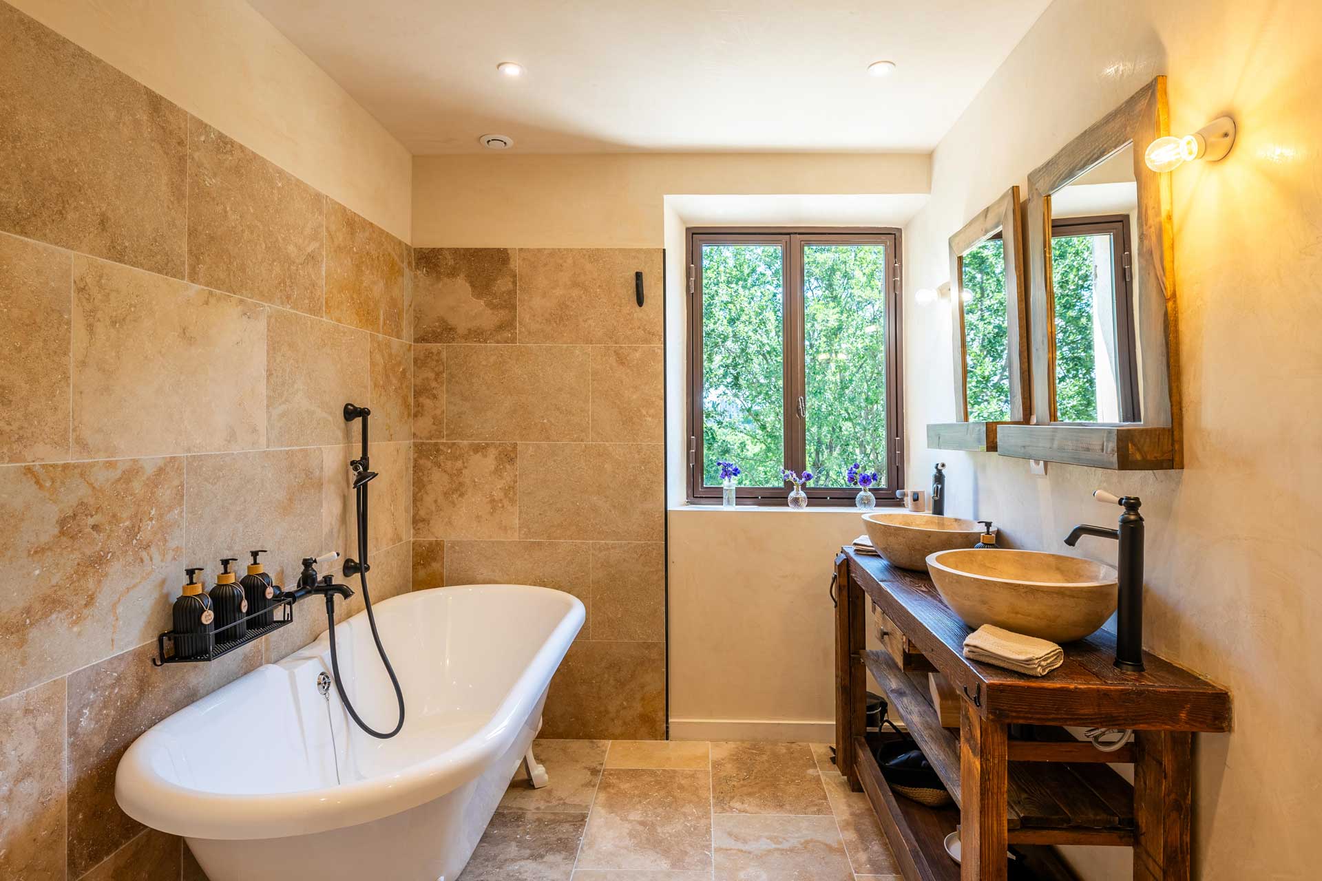 salle de bain rustique chic La Bastide de l salle de bain rustique chic La Bastide de l'Orme Luberon
