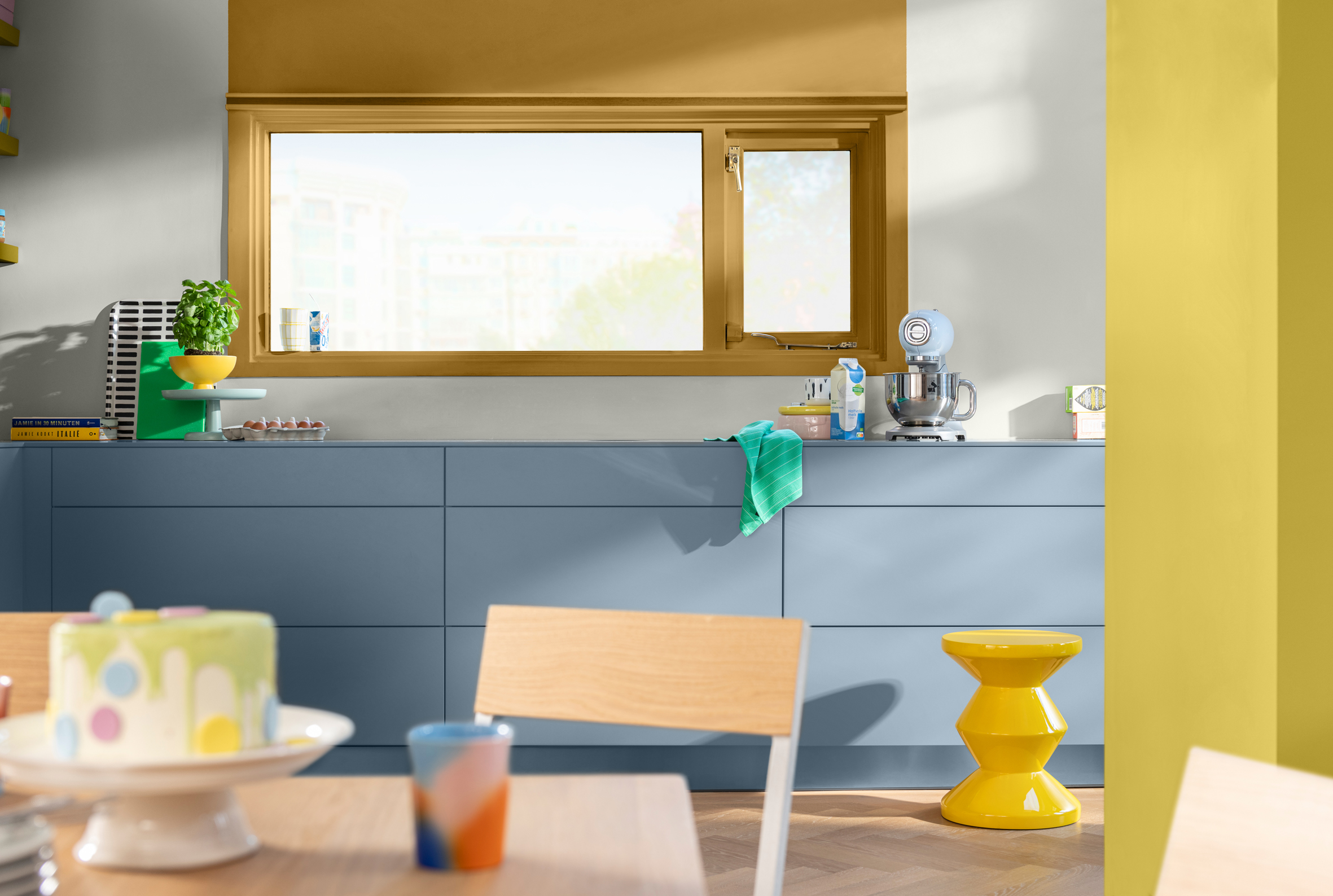 cuisine jaune et bleu couleur de l cuisine jaune et bleu couleur de l'année Dulux 2026