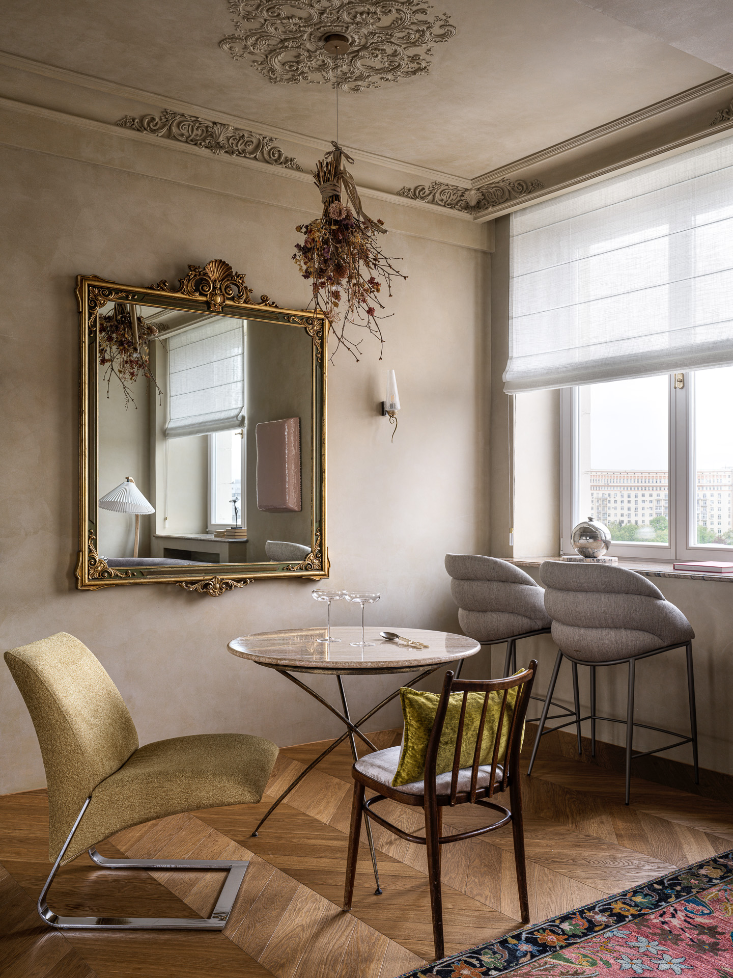 salle à manger appartement 50m2 décoration contemporaine et baroque salle à manger appartement 50m2 décoration contemporaine et baroque