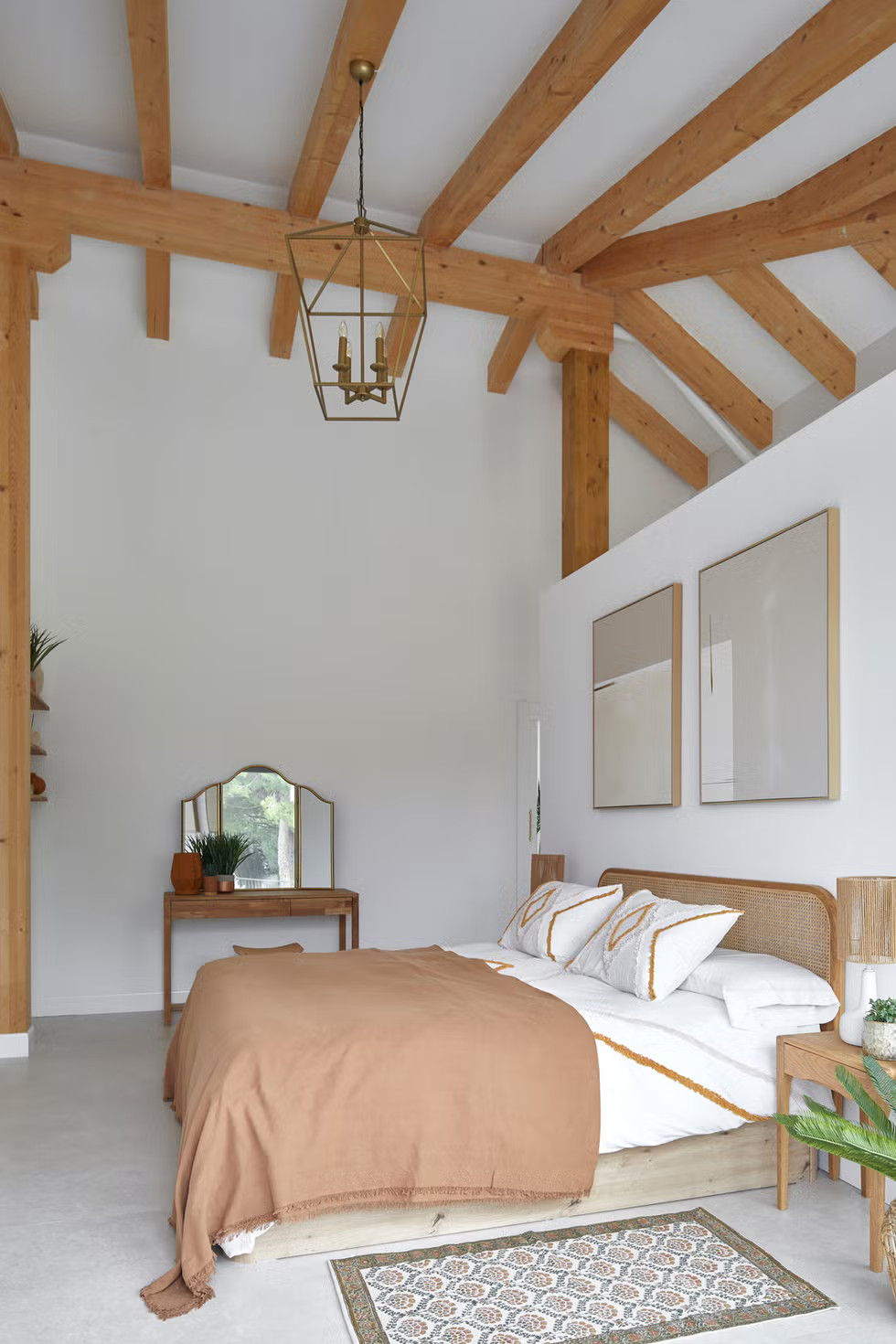 chambre moderne avec poutres
